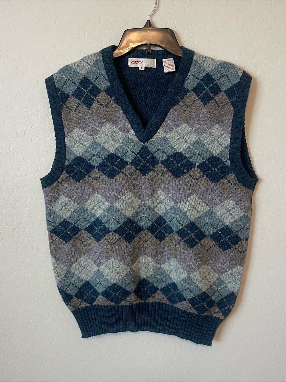 Astor Women's Navy Argyle V-Neck Sweater Vest